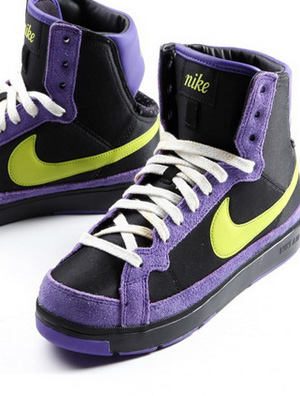 NIKEձSLYƳطҡAIR TROUPEߵͰװ