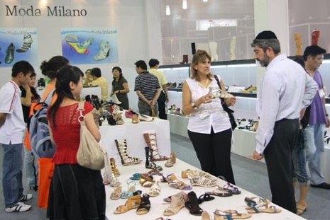 欧盟欲延长对中国鞋类反倾销税15个月