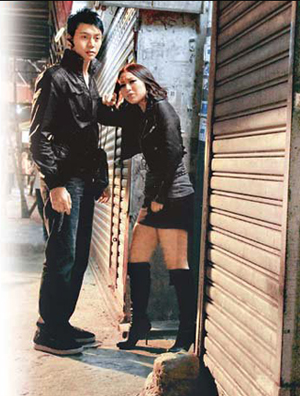 郑融三寸高鞋力攀陈伟霆 江湖大佬力追小女人