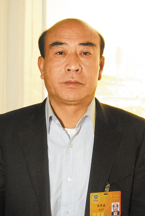 揭秘第一个亿万富翁的财富不倒之谜!