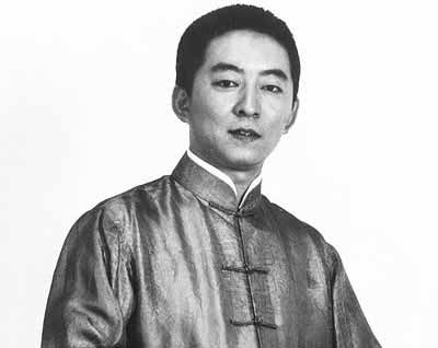 Ôø¸øÀî¼Î³ÏÁà¹ý°üµÄÒÚÍò¸»ÎÌ