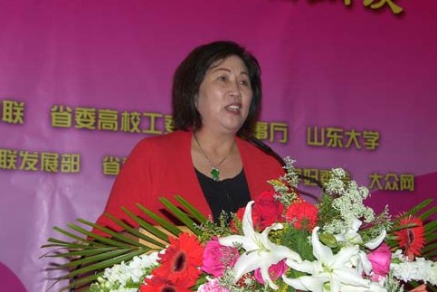 下岗后创业:41岁女工四年赚2千万!