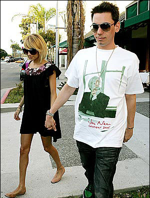 DJ AM生前遗作终发售,DJ AM x Nike Dunk Hi Premium公开