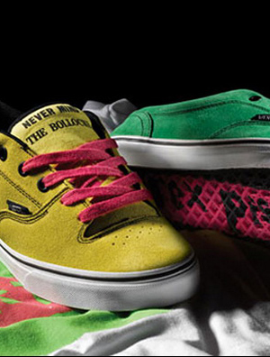 朋克迷必入手,Vans联名The Sex Pistols性手枪乐队Rowley Style 99滑板鞋