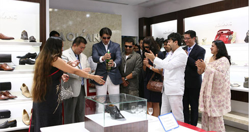 完善鞋企终端建设,提升终端盈利水平