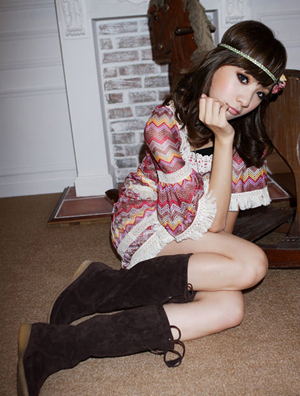 新年最热卖的简约系带长靴