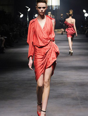 红色高跟鞋虎年时髦的开运之物