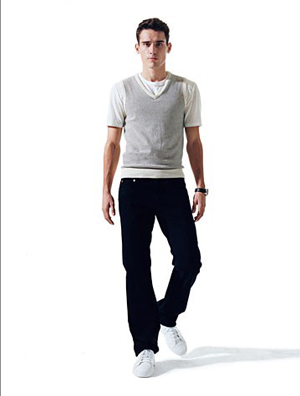 早春炫彩运动鞋 让你闪闪亮