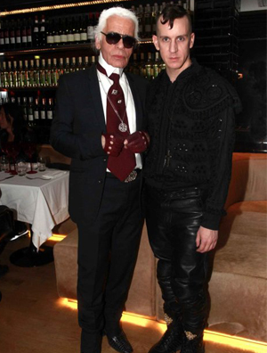 Karl Lagerfeld出席纽约鬼才Jeremy Scott潮鞋2010秋冬新品秀