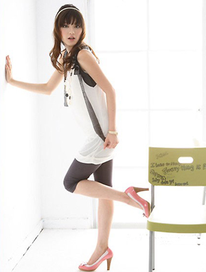 露趾高跟鞋尽显高雅气质