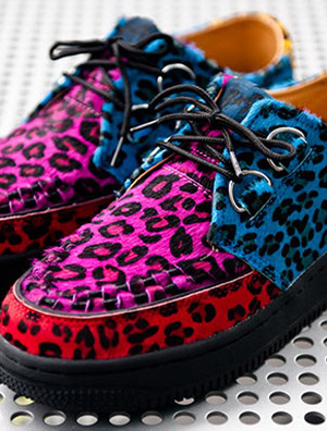 A Bathing Ape联名Ambush推出Creep Sta朋克鞋新配色