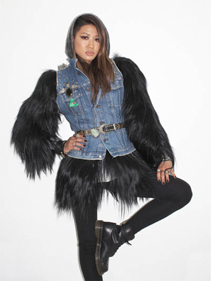 Dr. MartensƳ50VerbalYoonר