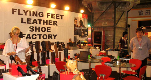 ³ö¿ÚЬÆóÓ¦Ìá·ÀÅ·ÔªÇøÊг¡¶ñ»¯·çÏÕ