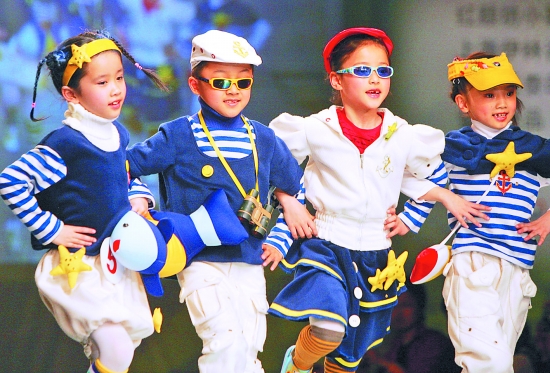 泉州童鞋童装走向“一体化”