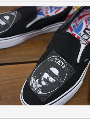 Vans联名Sex Pistols性手枪乐队2010秋季别注Slip-On鞋款