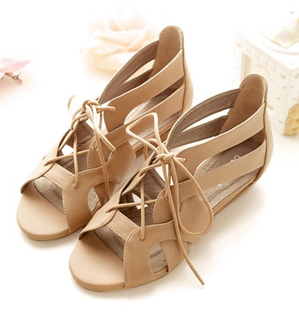 甜美凉鞋,夏日里最靓丽的风景