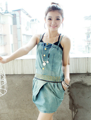 摩登型女爱的时尚凉鞋