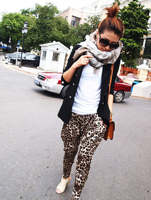 夏末果色复古尖头小单鞋