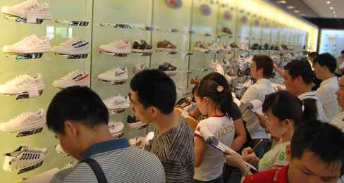 Ȫ��Ь���߶˲�Ʒ��ս���˻�