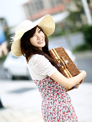 甜美短靴浪漫秋日