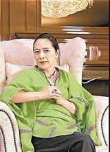 亿万富婆的创业传奇故事