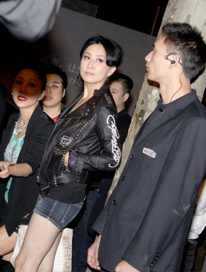 �����������������ڻ��� ���̿��ѥ������