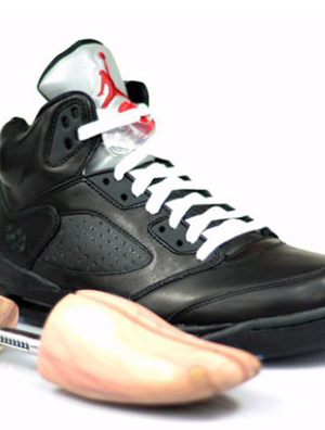 �͵�����ʧ�ʸУ�BIN23ϵ���¿�Air Jordan V BIN23