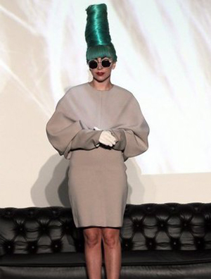 LadyGaga¼ר ɫɸͷͳ߸԰ʮ