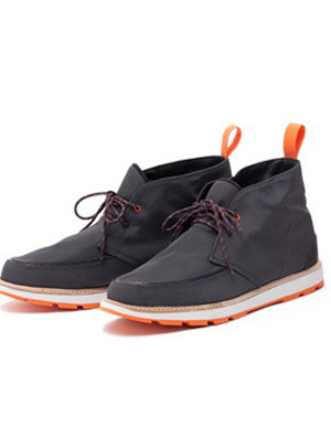 飬SwimsƳWing Tip ShoesHelmut Desert Boots