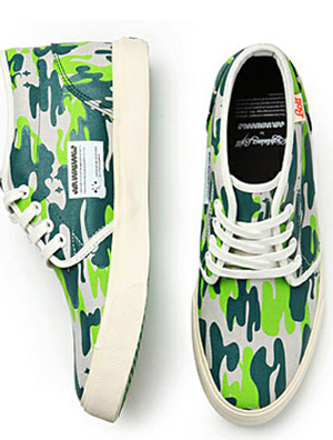 ӫ���Բ���Ϸ��Jun Watanabe x Lightning Bolt Camo Chukkas