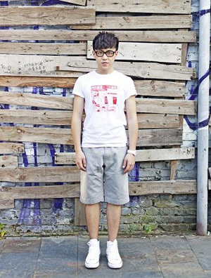 ÁõÐÄ×ÅͿѻT·«²¼Ð¬ÅÄÐû´«ÕÕ ¶ª¿ªÉÌÒµ×·Çó´¿ÒôÀÖ