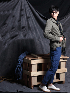 ÐÂʱÉжà×Ë²Ê ìŲÊÄÐЬÒýÁì³±Á÷Éú»î