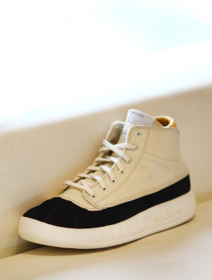 һ�����adidas Originals DMD Trabb ˧����ˮѥ