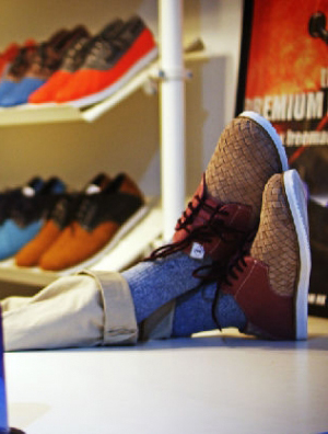 㡢ʾô򵥣JHITS X FREEMANЬ