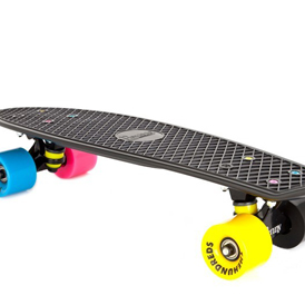 The Hundreds × Penny Skateboards联名推出复古滑板