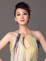 穆婷婷写真婀娜多姿 水墨长裙尽显民族风