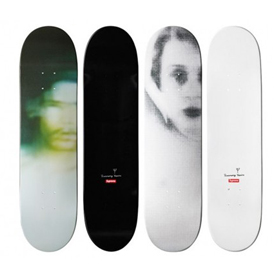 Supreme x Harmony Korine 合作推出联名滑板