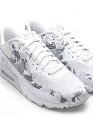 Nike �����Ƴ������Բ���װ��ɫЬ��