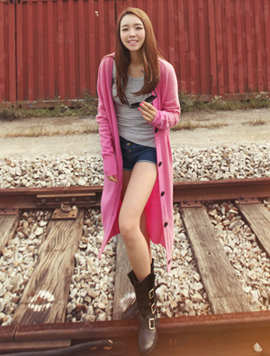 百搭短靴 穿出早秋的摩登感