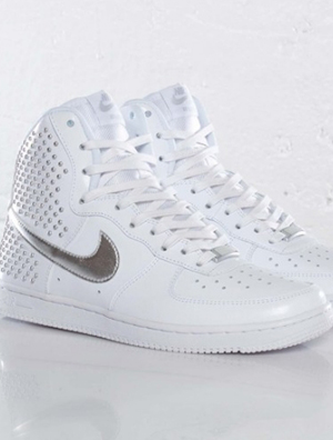 �Ϳ��Ƴ� Air Force 1í��Ь��