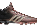 adidas 打造特别版CrazyQuick Trophy 橄榄球鞋