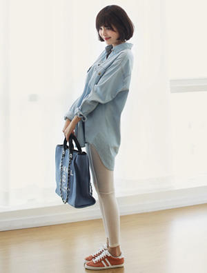 华丽牛仔回归 春日街头穿出好气色